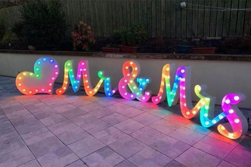 Giant Mr & Mrs Letters