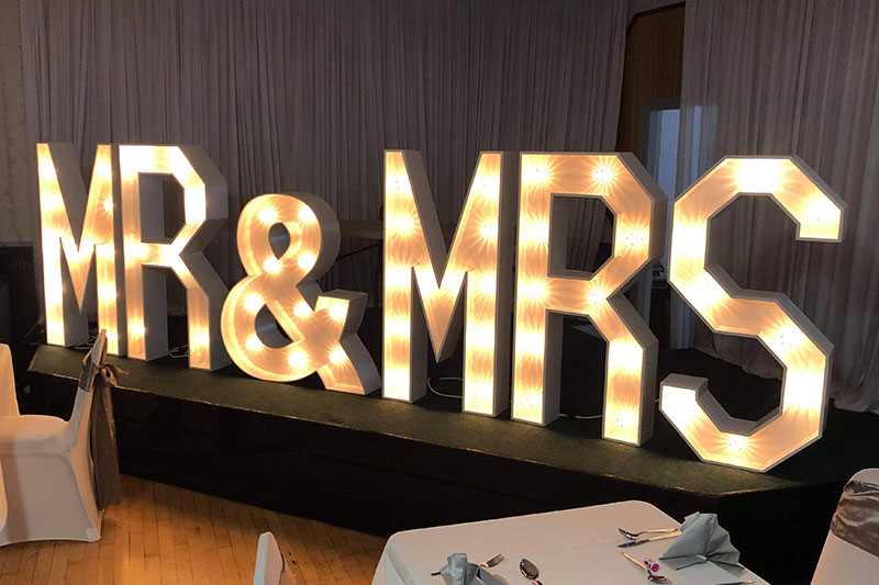 Giant Mr & Mrs Letters